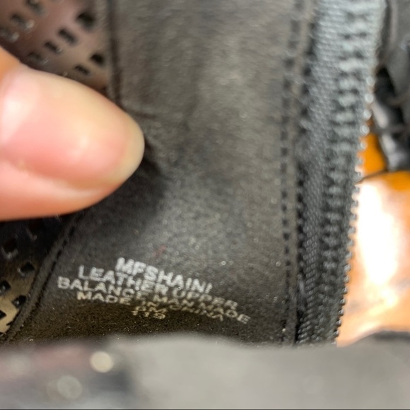 Marc Fisher Shaini Black Leather Cutout Perforated Peep-Toe Heel Boot Shoe 8M - Picture 15 of 16